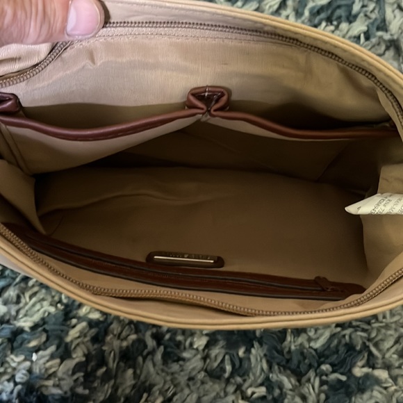 Purses - Picture 5 of 5